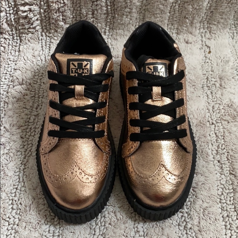 🌹Rose Gold Metallic Wingtip Casbah Creepers 💃🏻